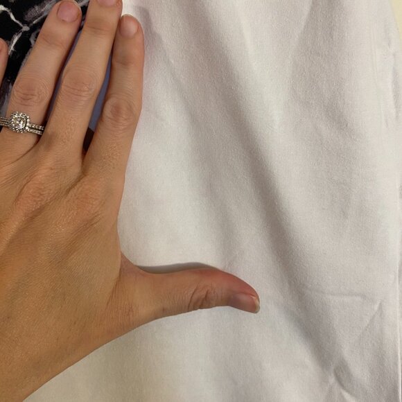 Fifth Loop Extra Bold Graphic T-Shirt - White, Size Medium - Picture 6 of 8